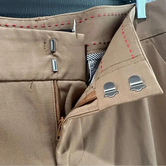 Alice + Olivia Low Rise Straight Leg Trouser in Tan Size 8 - Picture 7 of 11